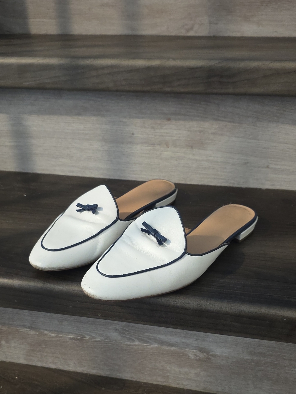 JCrew White Slip-On Women's Mules with Navy Trim and Bow - Picture 1 of 5
